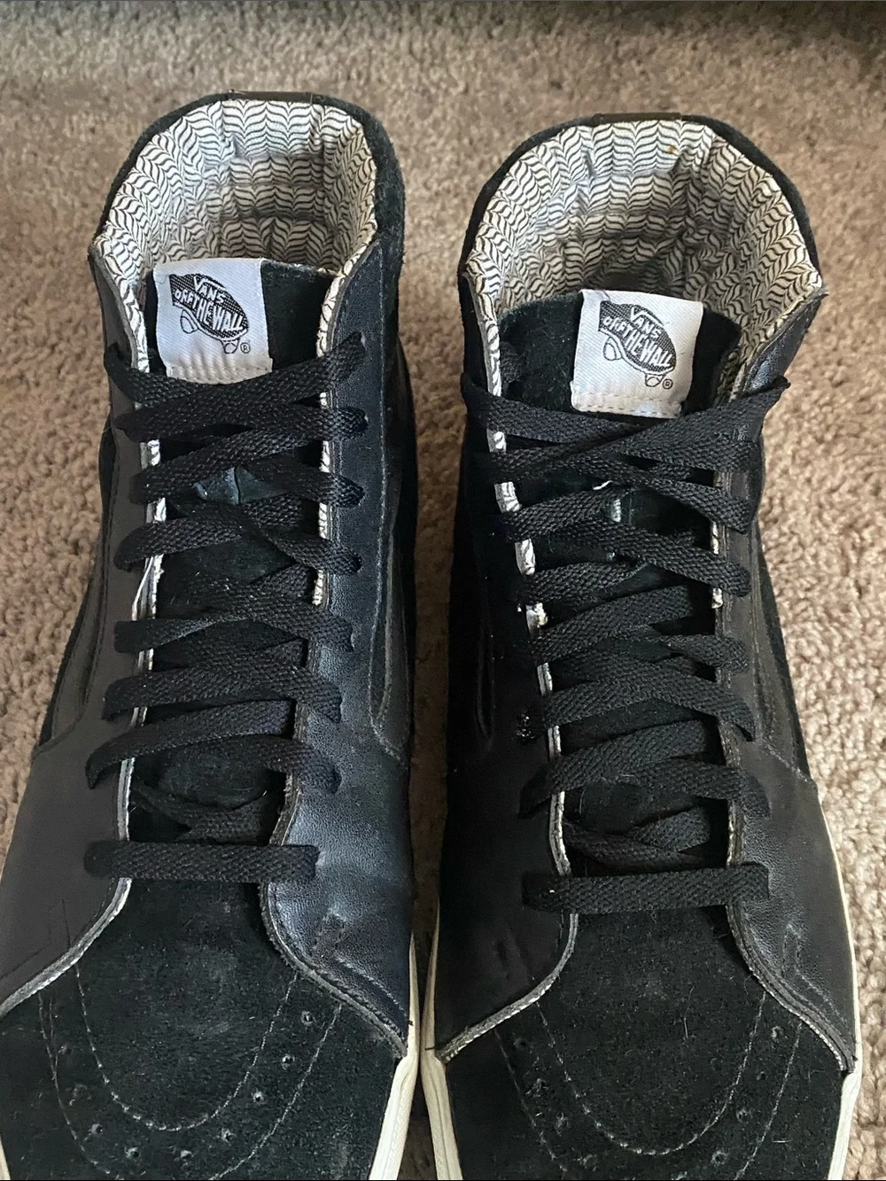 Vans Black Leather/ suede Hi Sk8 Sneakers with White Soles size 13